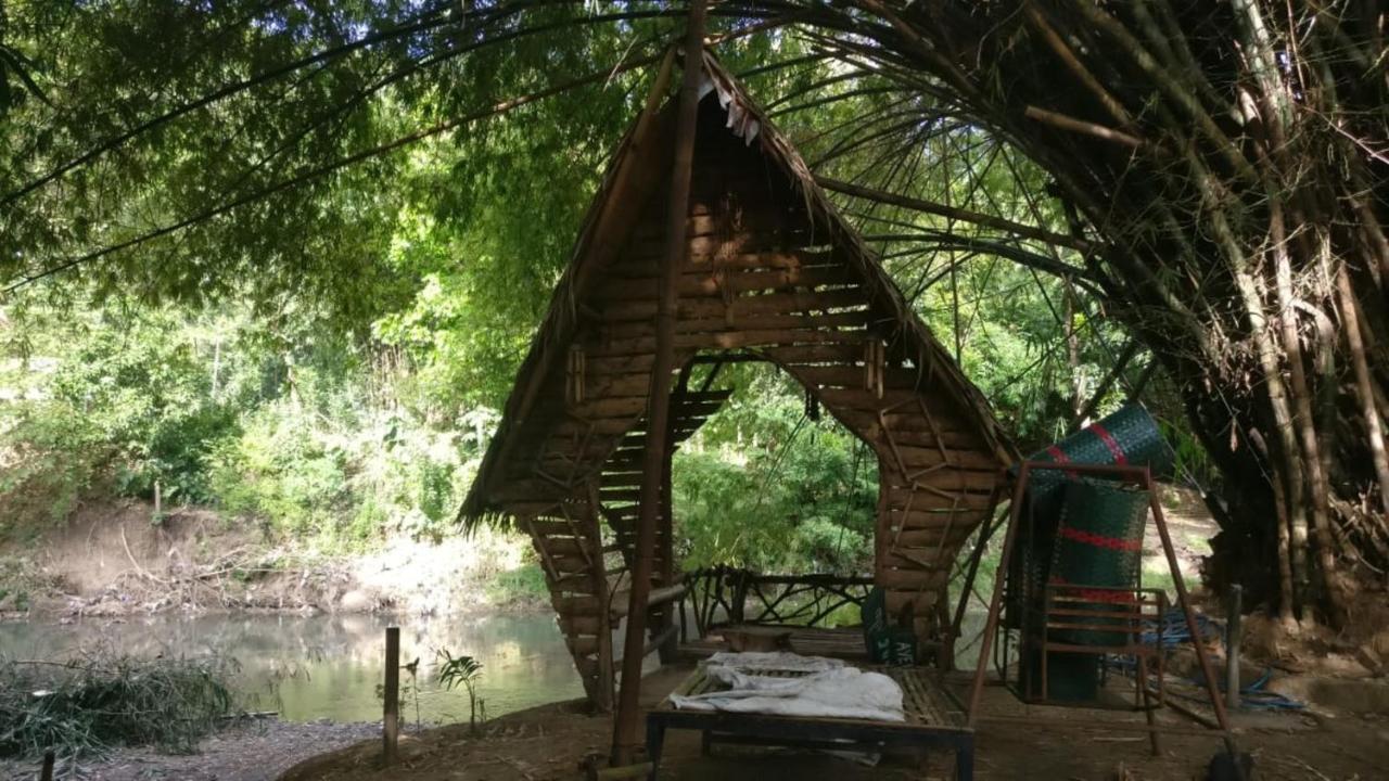 Kebon Pring Floating Resort&Market Bantul Exterior foto